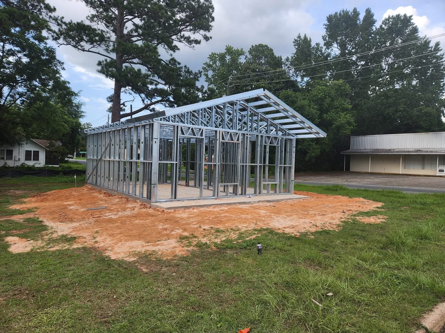 Steel barndominium frame with pitched roof in Illinois